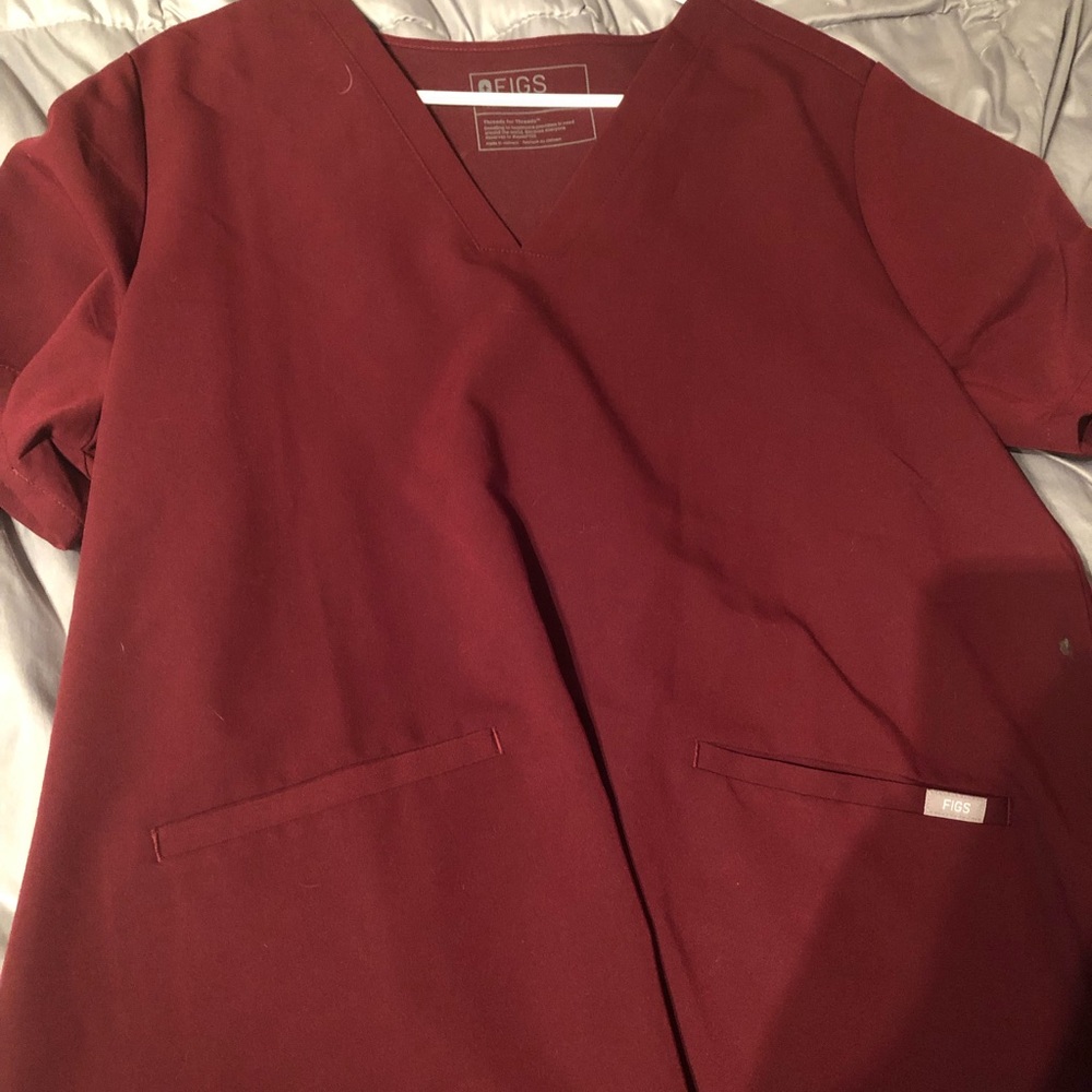 Figs XL Scrub Top